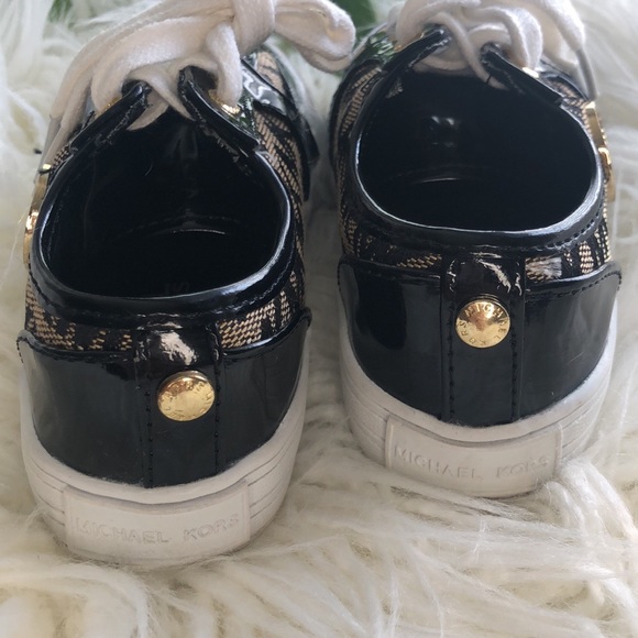 DONATED ♻️👋🏽 - Picture 5 of 7